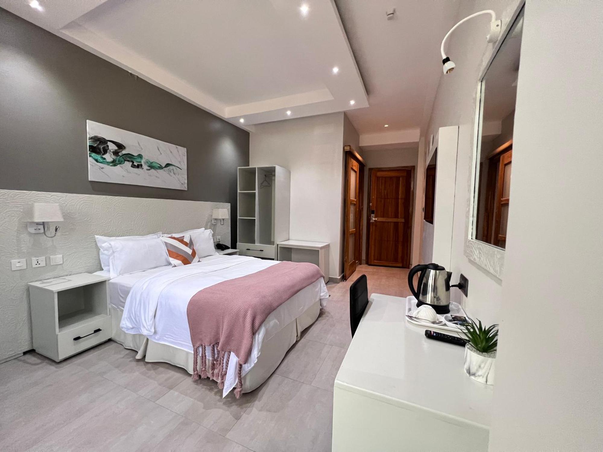 Yayo Masaki Hotel Dar es Salaam Bagian luar foto
